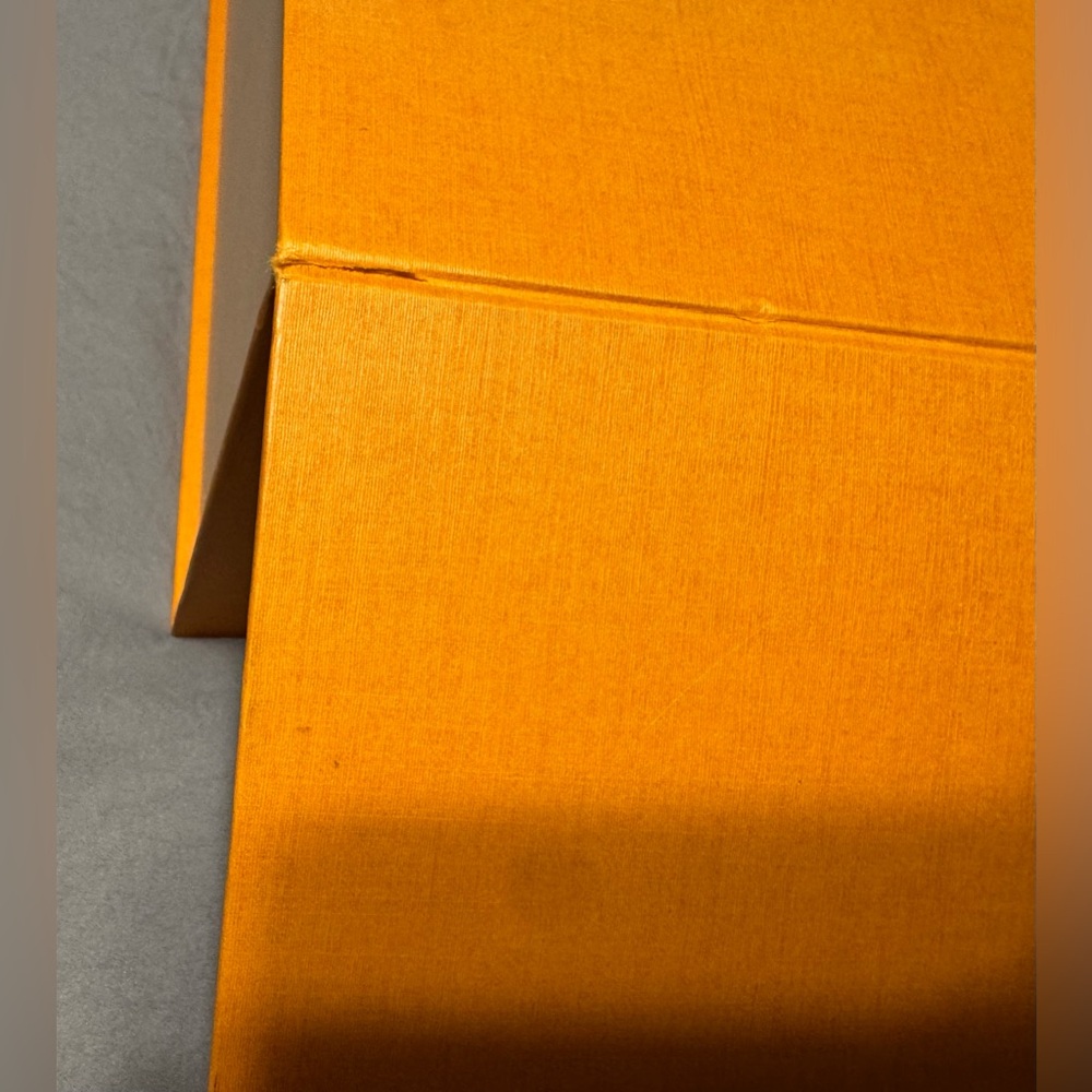 Louis Vuitton Large Box - Picture 5 of 13